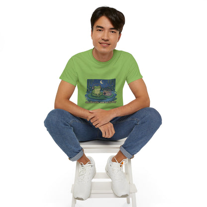 The frog is listening to music  T-shirt