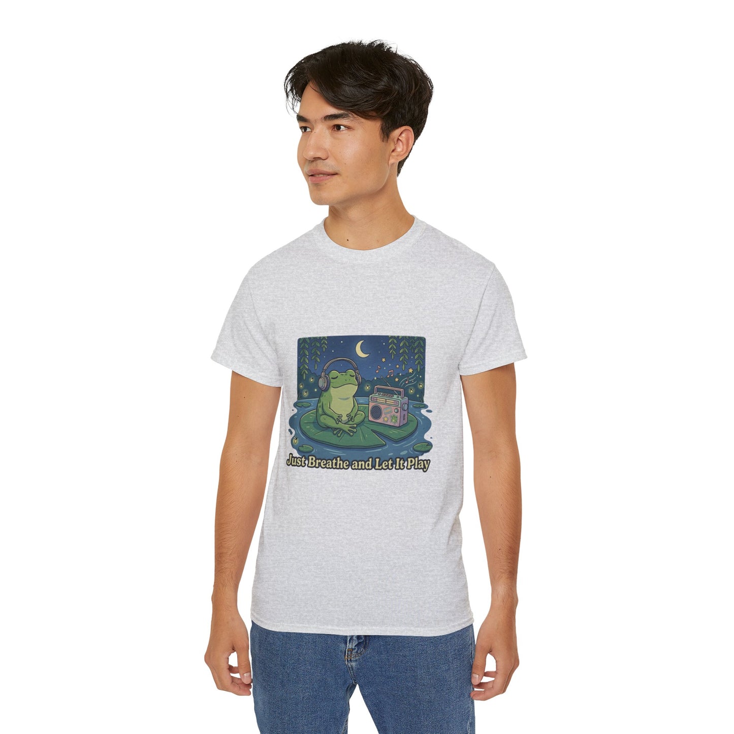 The frog is listening to music  T-shirt