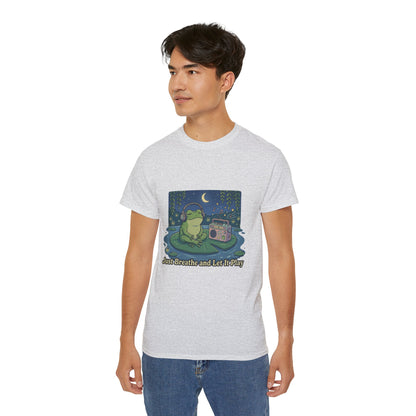 The frog is listening to music  T-shirt