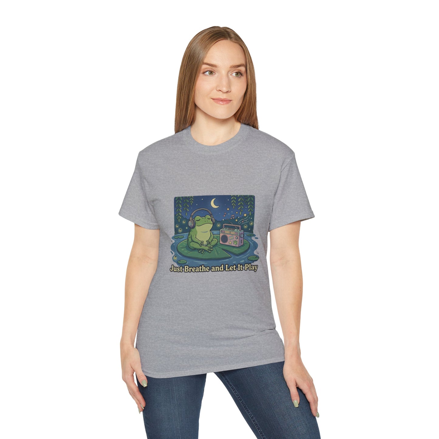The frog is listening to music  T-shirt