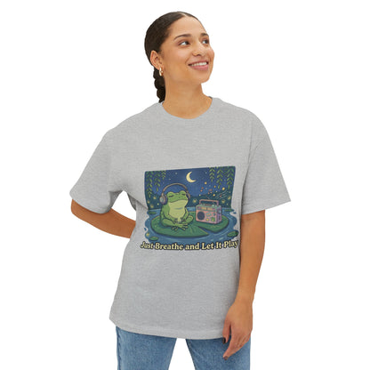 The frog is listening to music  T-shirt