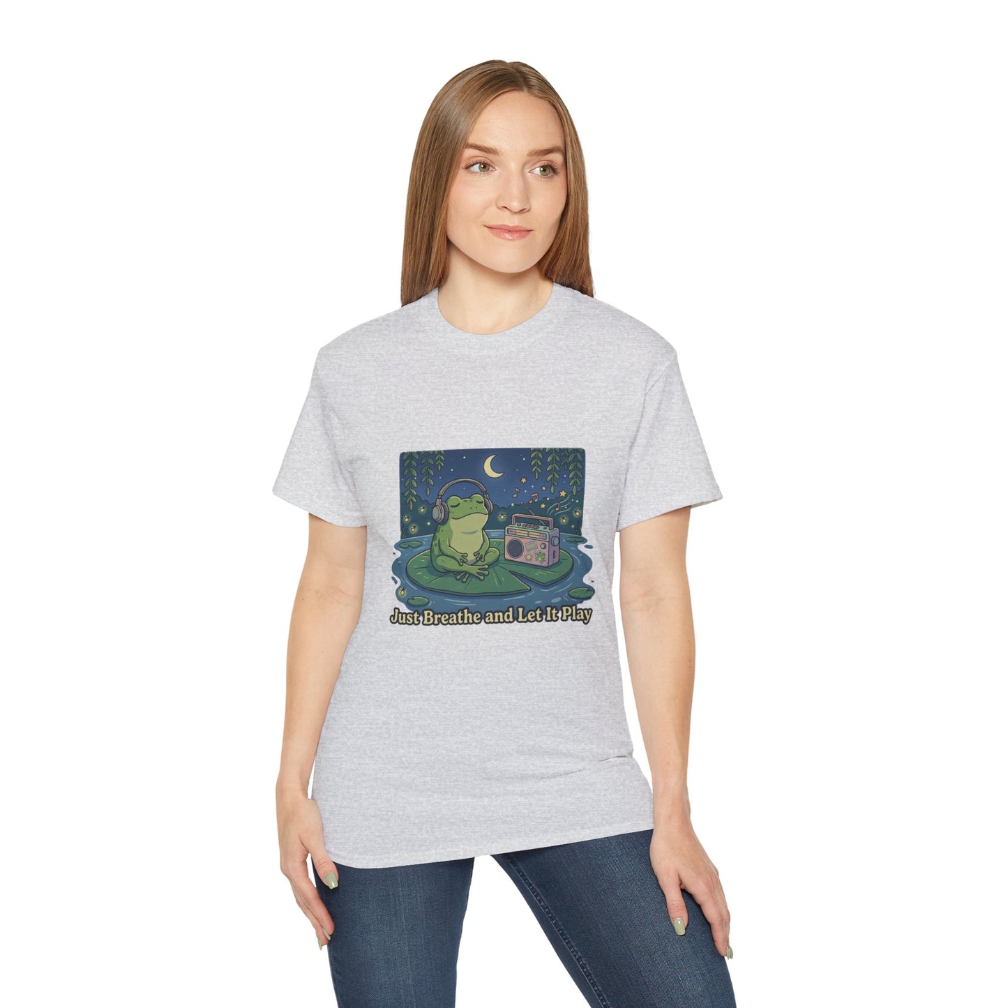 The frog is listening to music  T-shirt